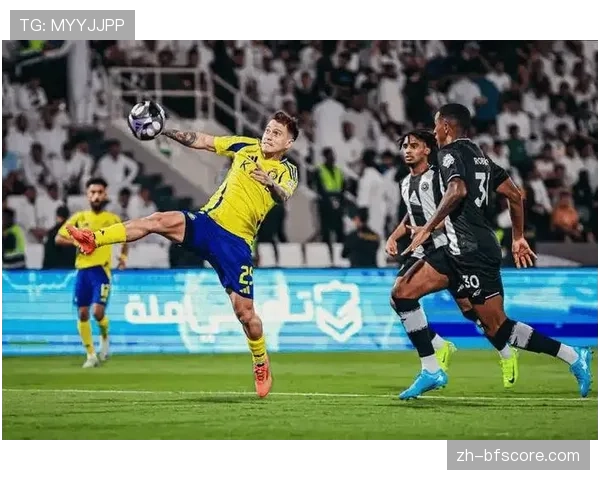 那不勒斯前场压迫强度下降,克瓦拉茨赫利亚逆足内切战术被对手研究透彻 那不勒斯前场压迫强度下降,克瓦拉茨赫利亚逆足内切战术被对手研究透彻